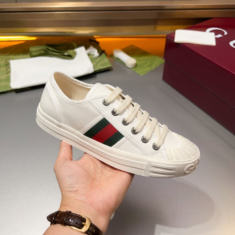 Gucci Casual Shoes